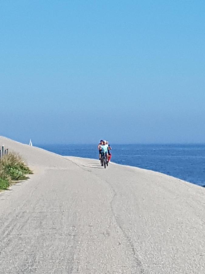 Romantisch Huisje Nabij Het Strand Met Uitzicht Op De Tulpenvelden Julianadorp Extérieur photo
