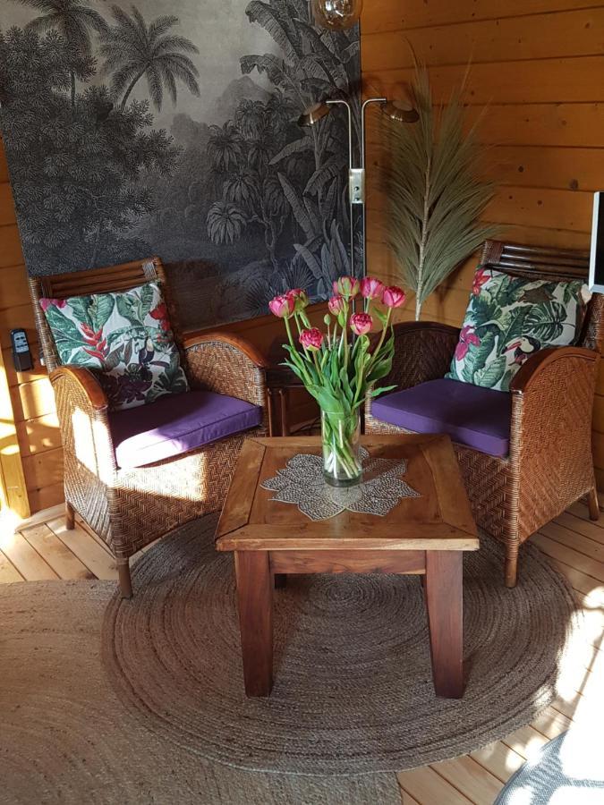 Romantisch Huisje Nabij Het Strand Met Uitzicht Op De Tulpenvelden Julianadorp Extérieur photo