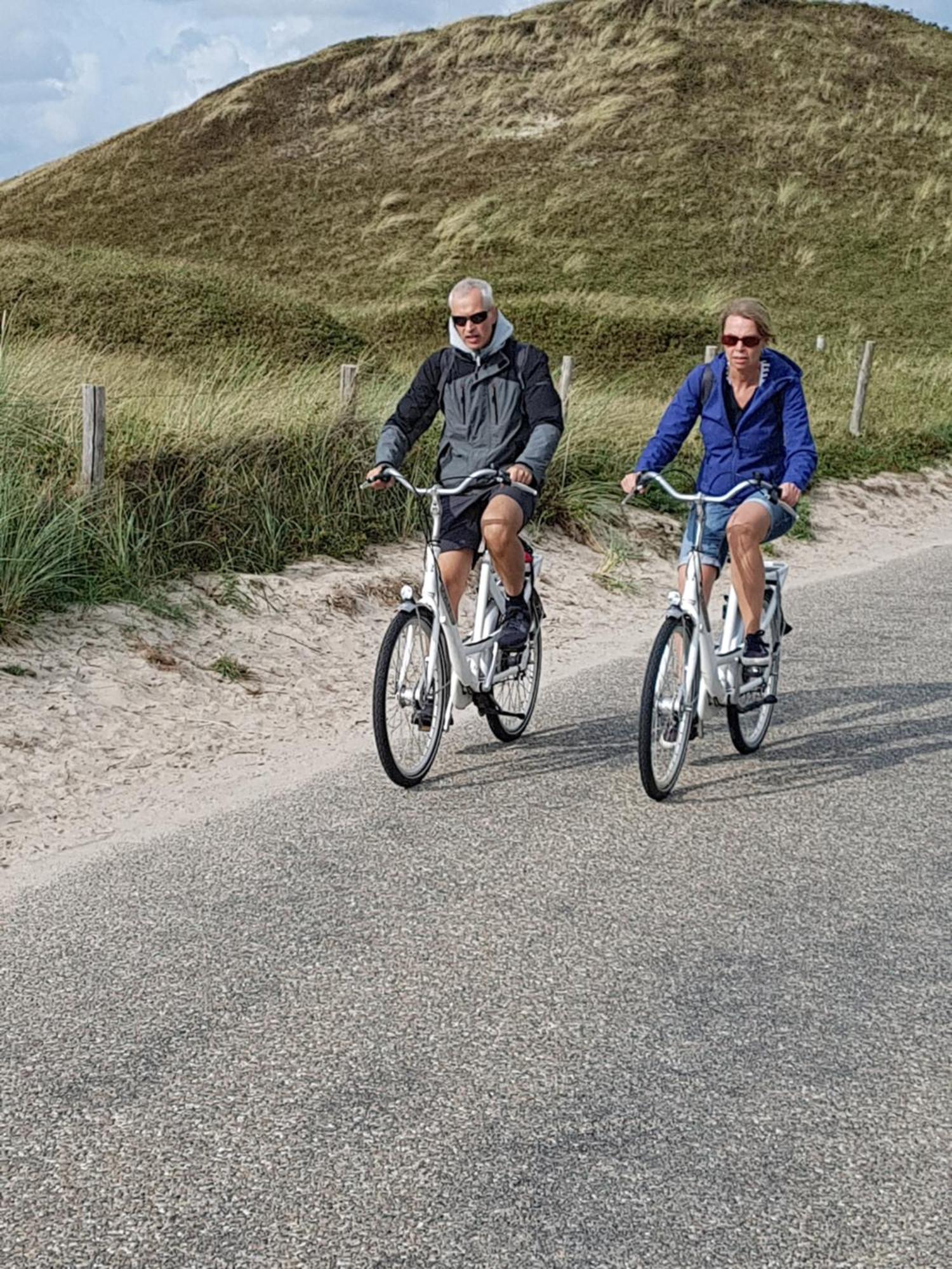 Romantisch Huisje Nabij Het Strand Met Uitzicht Op De Tulpenvelden Julianadorp Extérieur photo